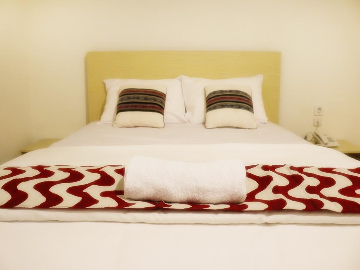 Leos Hotel Tomohon المظهر الخارجي الصورة
