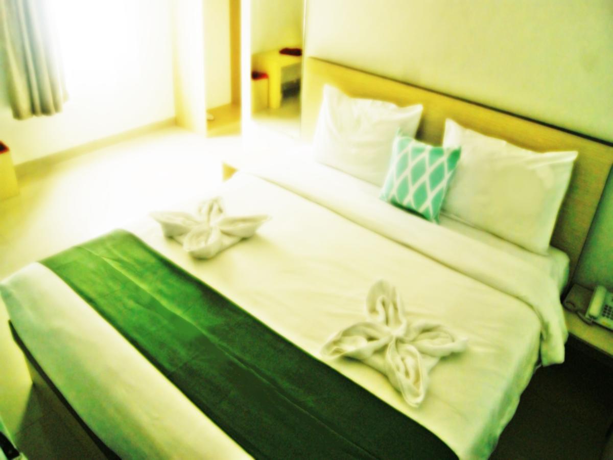 Leos Hotel Tomohon المظهر الخارجي الصورة