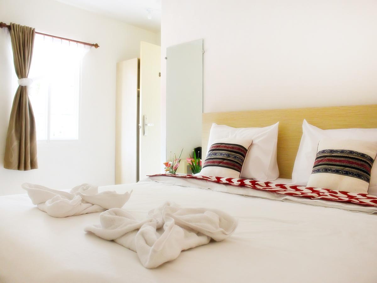 Leos Hotel Tomohon المظهر الخارجي الصورة